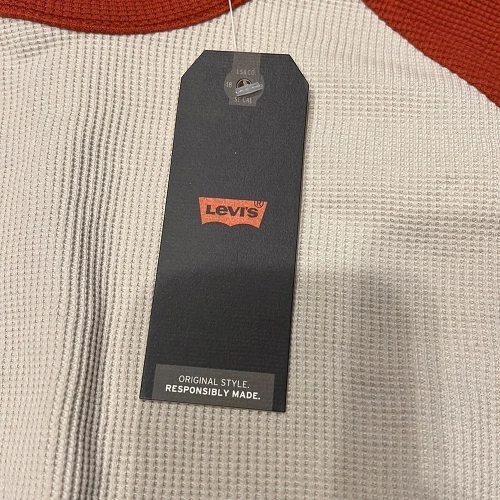 NWT Levi's Men's Long Sleeve Crew Neck Thermal Raglan baseball Tee size large